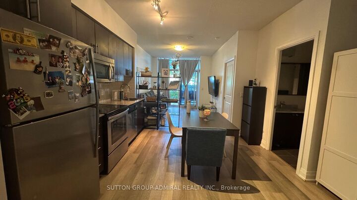 Photo de la propriété:  85 North Park Road 102  ON L4J 0H8 