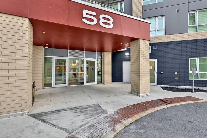 Property Photo:  58 Lakeside Terrace 1101  ON L4M 0L5 