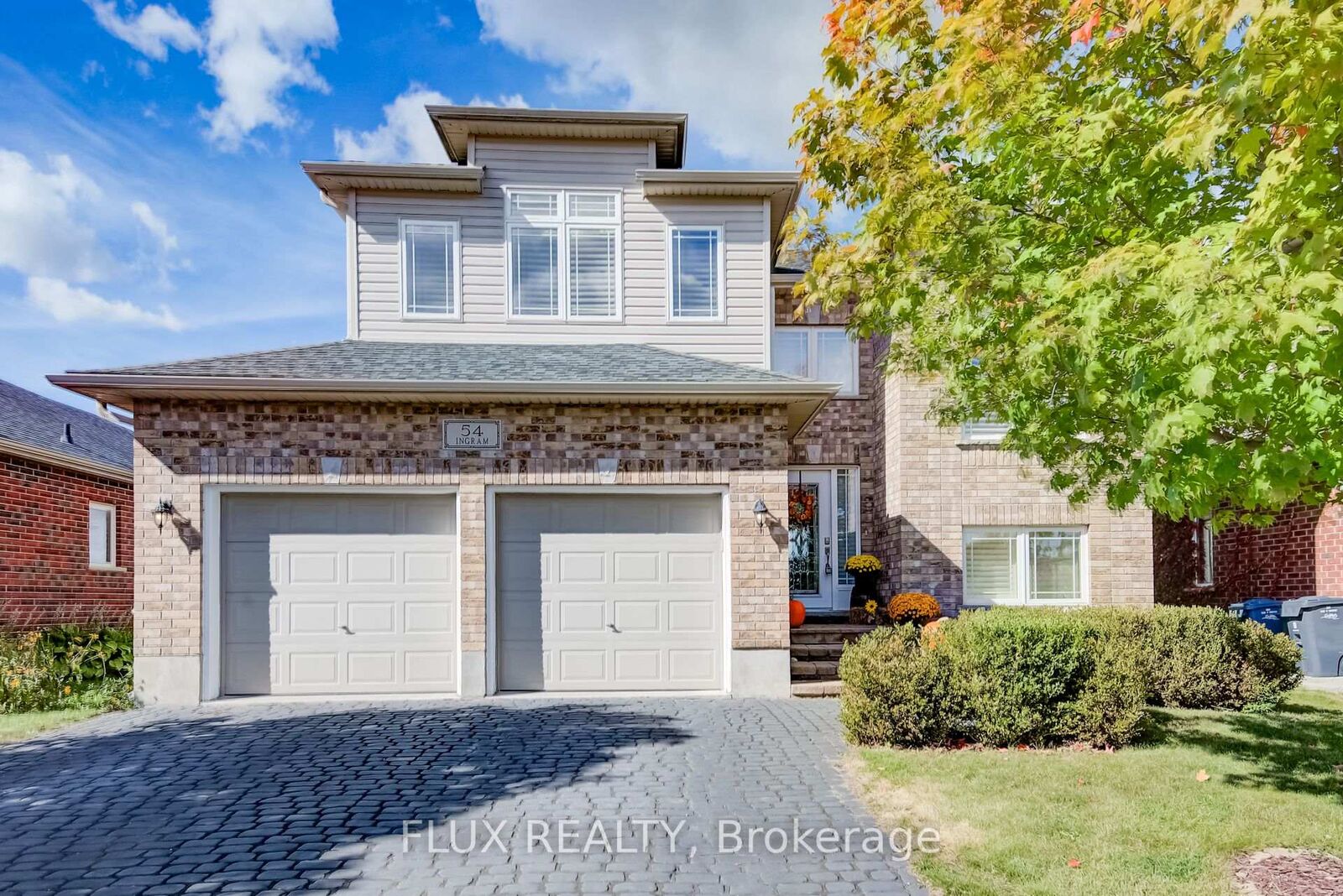 Property Photo:  54 Ingram Drive  ON N1E 0G4 