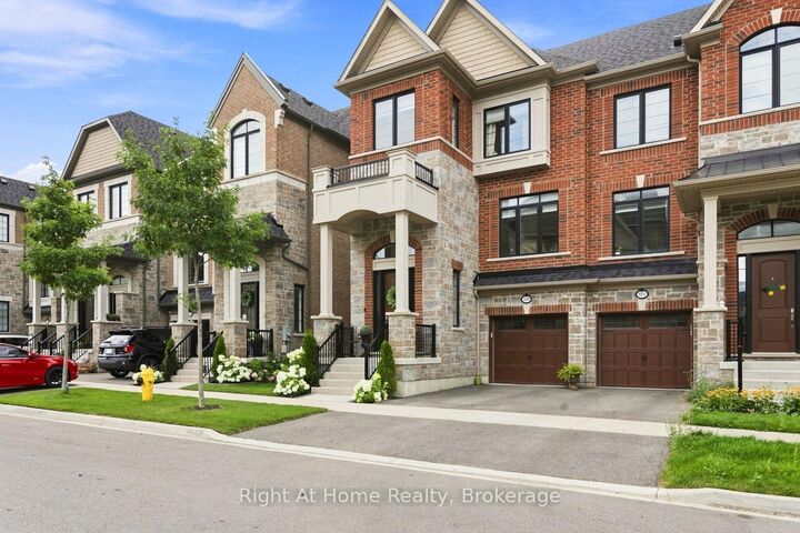 Property Photo:  89 Elkington Crescent  ON L1P 0L7 