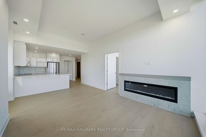 Property Photo:  180 George Street 2306  ON K1N 0G8 