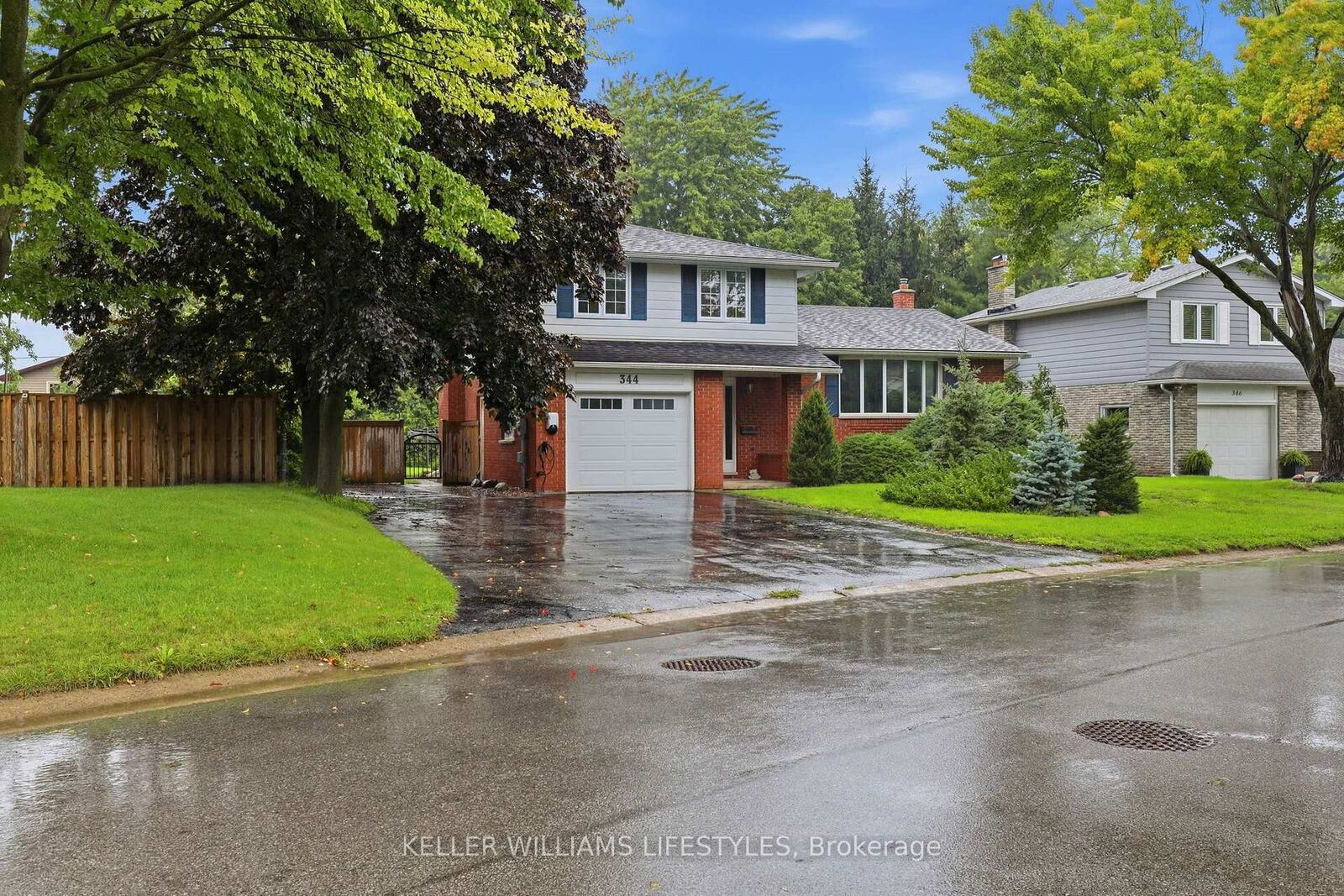 Property Photo:  344 Robert Street  ON N7G 3M1 