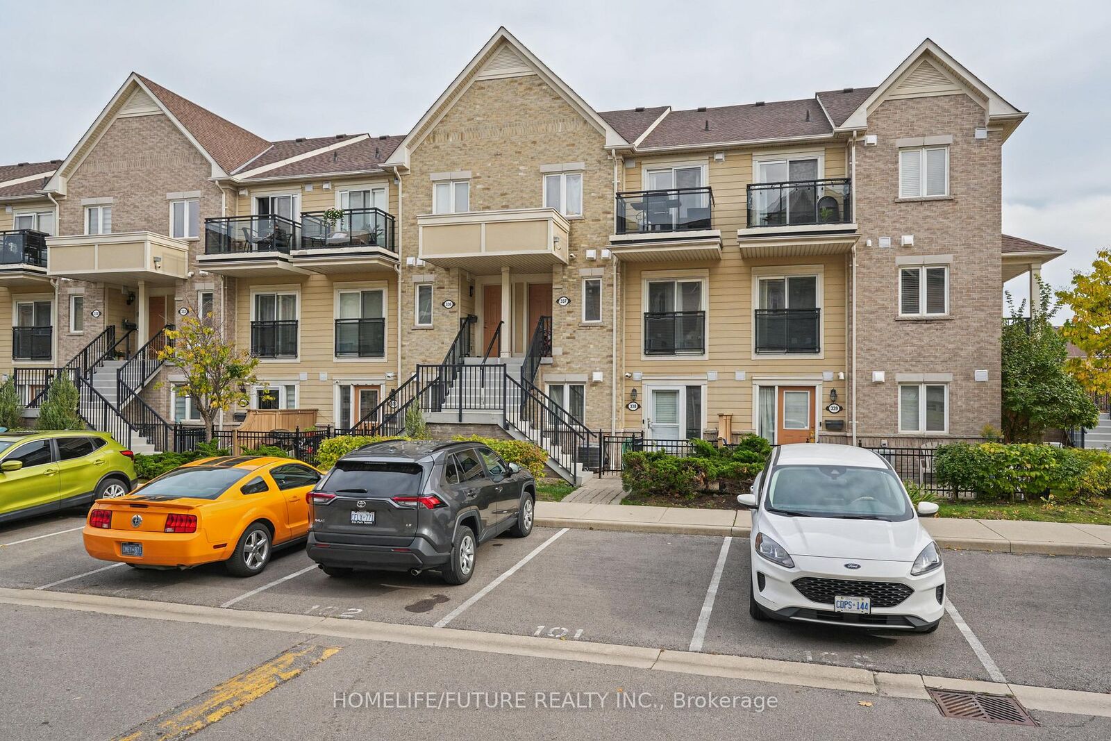 Property Photo:  4975 Southampton Drive 337  ON L5M 8C9 