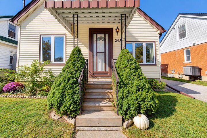 Property Photo:  243 Edwin Street  ON N2H 4P3 