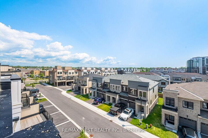 Property Photo:  1563 Green Road  ON L1C 7E5 