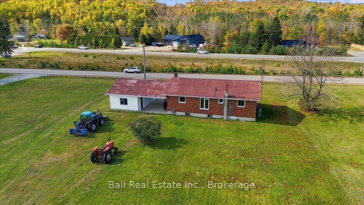 Property Photo: 316 Buck Hill Road ON K0L 1C0