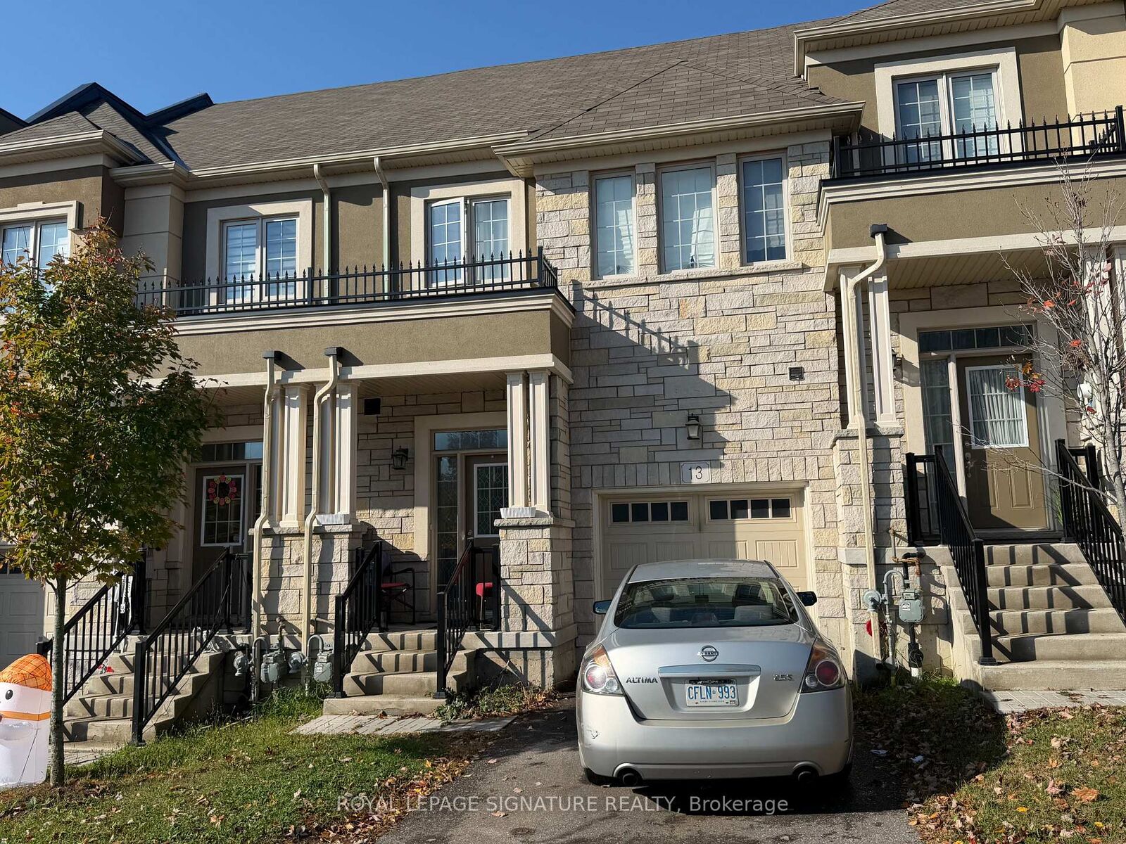 Property Photo: 515 Garner Road W 13 ON L9G 0H5