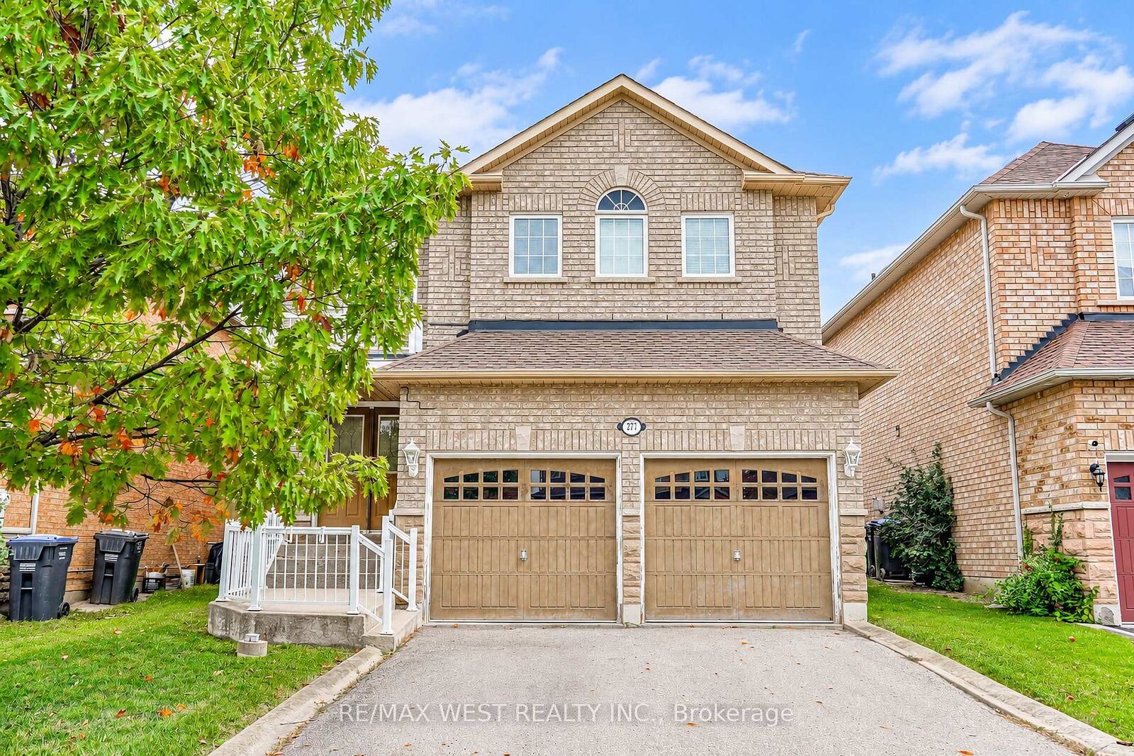 Photo de la propriété:  277 Queen Mary Drive  ON L7A 3L6 