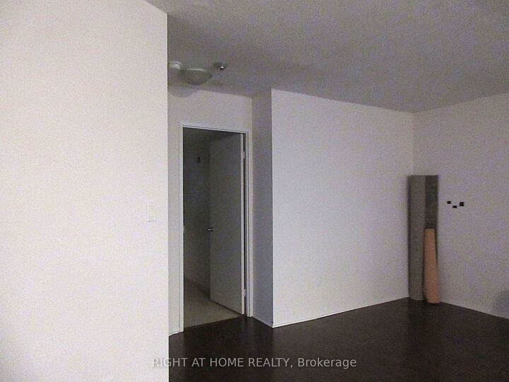 Property Photo:  270 Queens Quay W 2702  ON M5J 2N4 