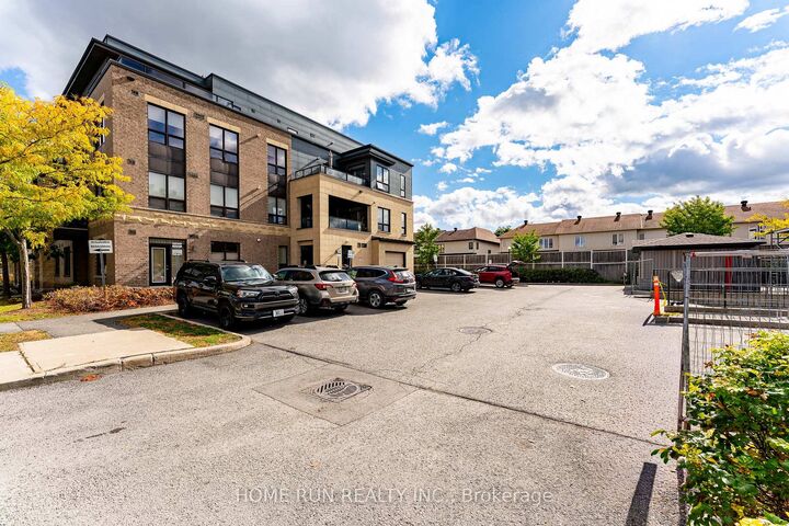 Property Photo:  770B Chapman Mills Drive  ON K2J 3V2 