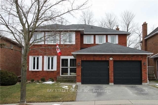 Property Photo:  123 Heathwood Heights Drive  ON L4G 4W2 
