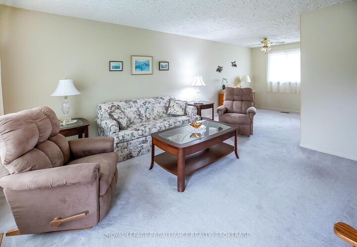 Property Photo:  676 Willis Street  ON K7M 6H3 