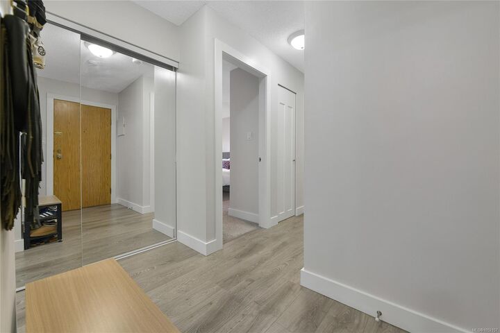 Property Photo:  1655 Begbie St #408  BC V8R 1L4 