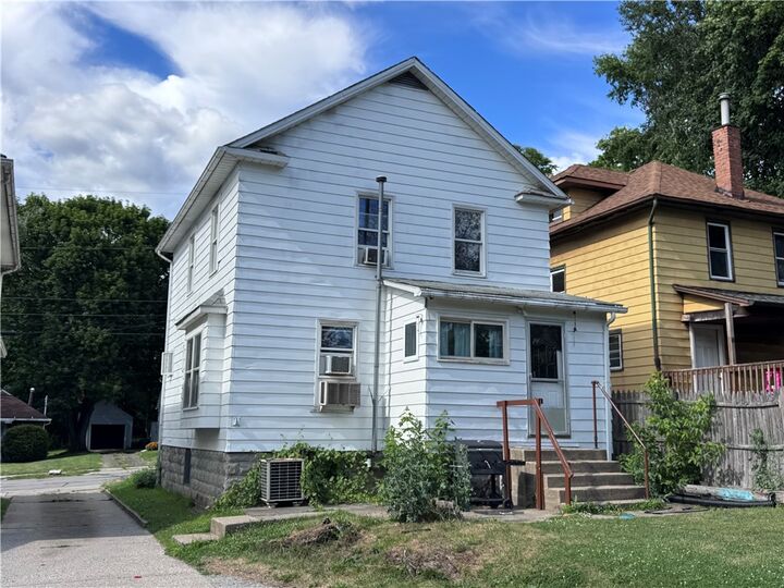 Property Photo: 728 Meek Street PA 16146