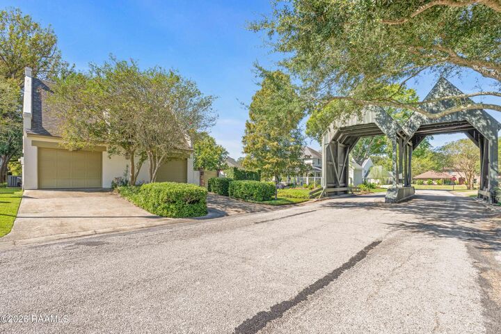 Property Photo:  102 Island Point  LA 70508 