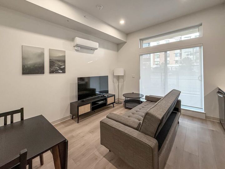 Property Photo:  1529 Oxford 101  BC V7J 0G2 