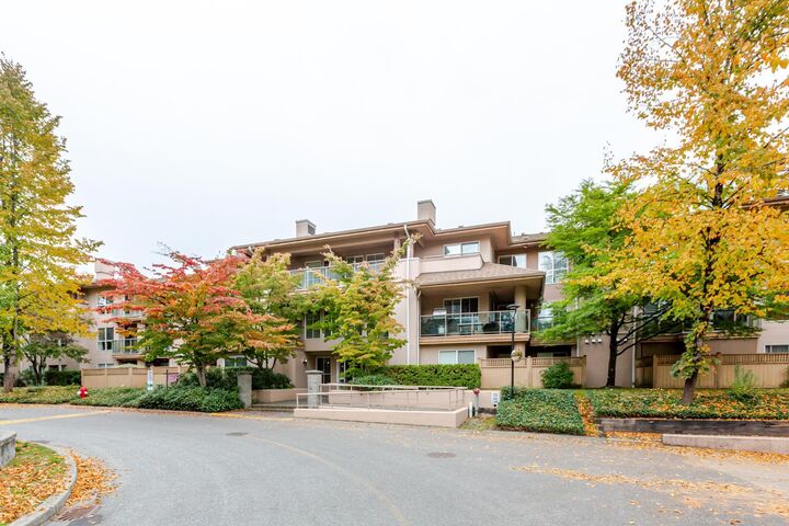 Property Photo:  14998 101A Avenue 306  BC V3R 0T1 