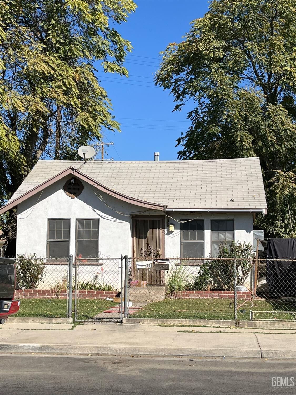 Property Photo: 126 Decatur Street CA 93308
