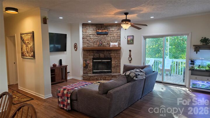 Property Photo: 52 Enochs Way Way 17 NC 28732