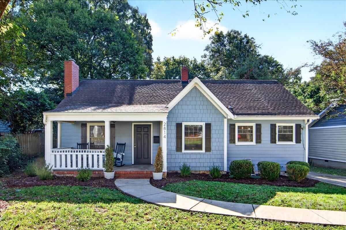 Property Photo: 2814 Virginia Avenue NC 28205