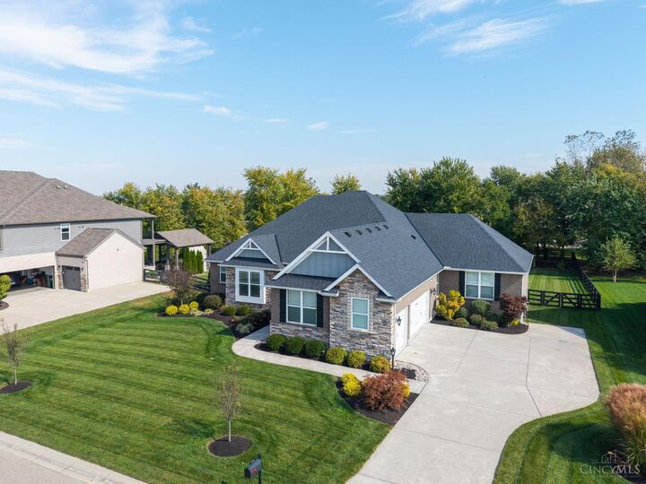 Property Photo:  6538 Walnut Point Way  OH 45011 