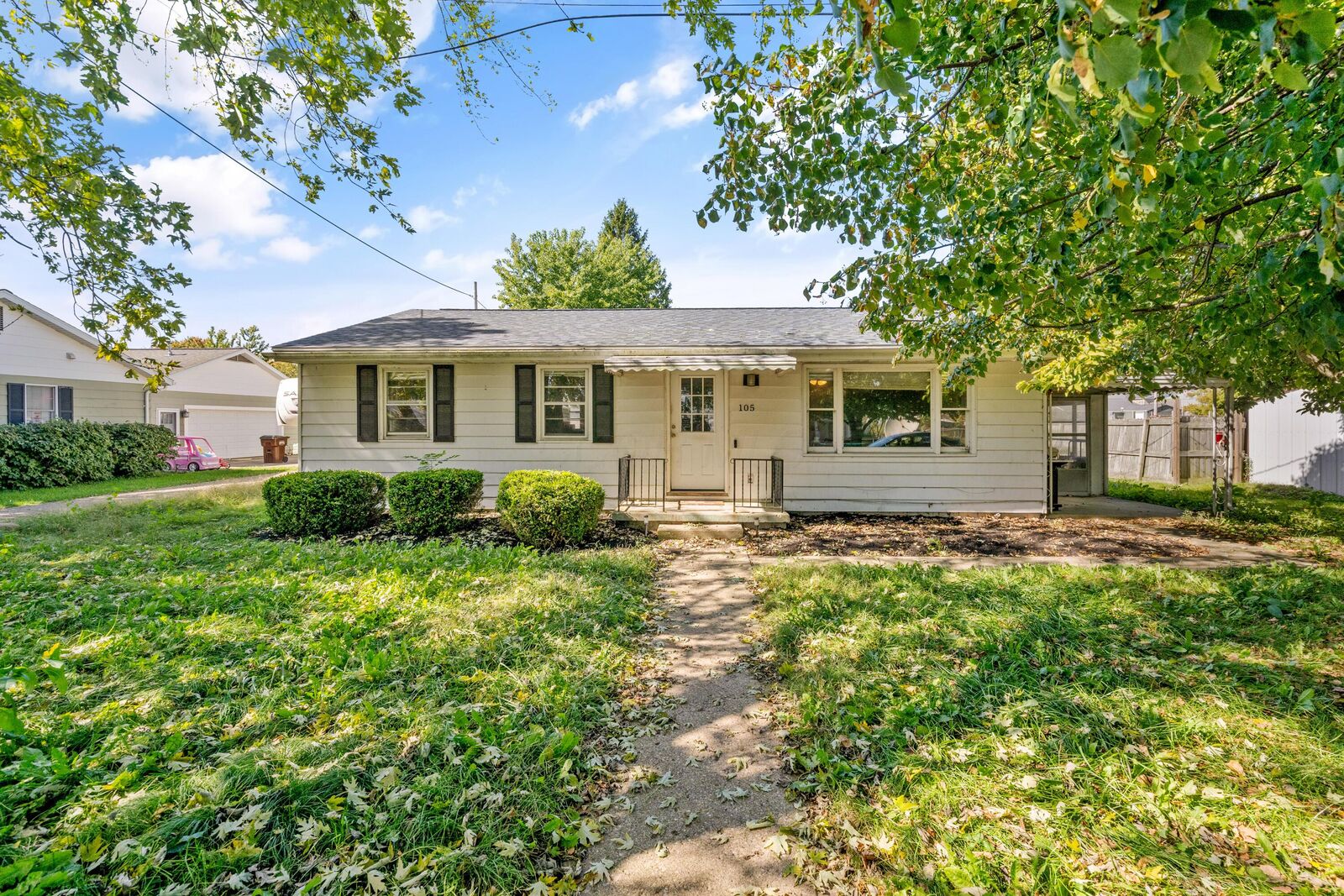 Property Photo:  105 S Allen Street  OH 43164 