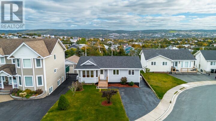 Property Photo:  19 Burdell Place  NL A1E 6A4 