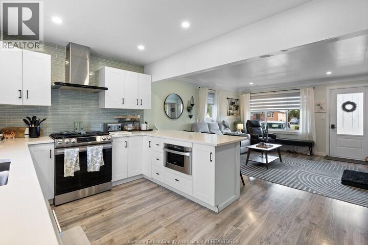 Property Photo:  3477 Maisonneuve Avenue  ON N9E 1Y9 