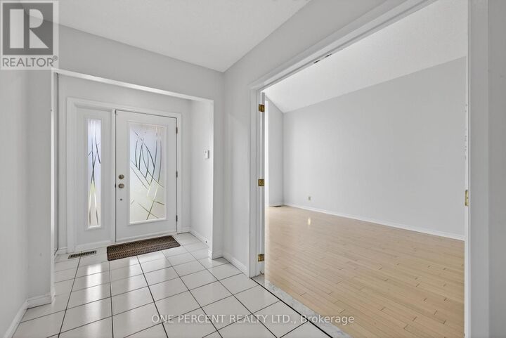 Property Photo: 6343 Mattice Avenue ON K1C 2G1