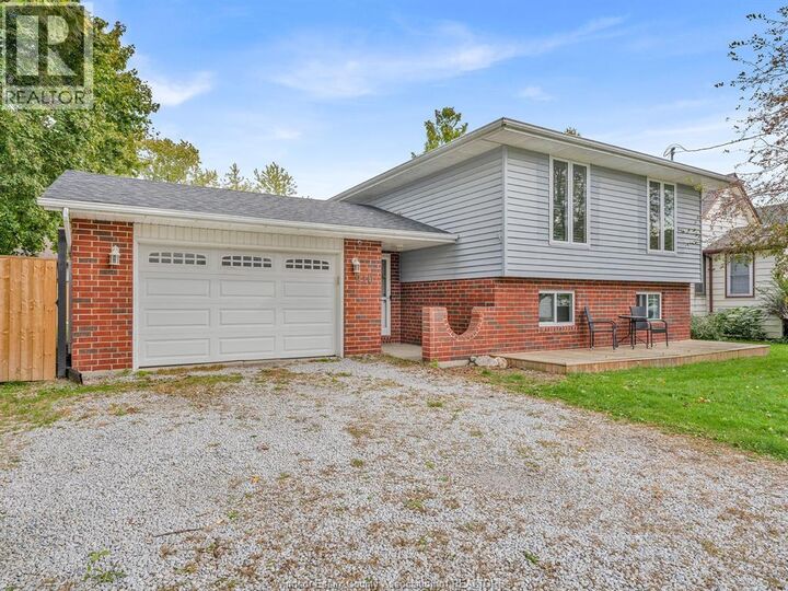 Property Photo:  910 William Street  ON N8N 2A4 