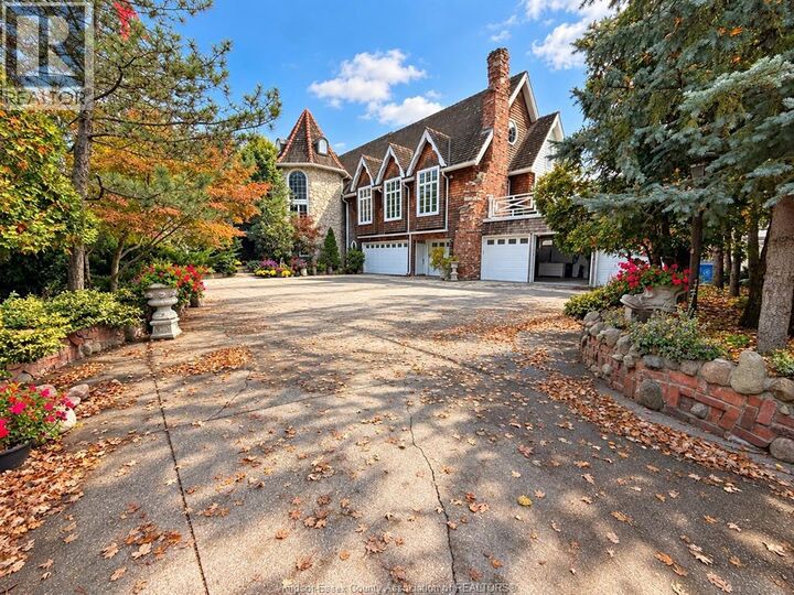 Property Photo:  1748 Caille Avenue 4  ON N8L 0J5 