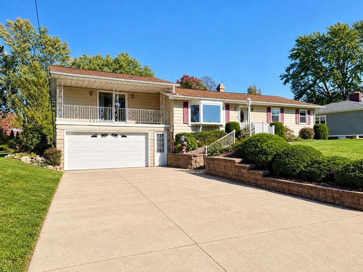 Property Photo: 5931 Crest Drive PA 16509