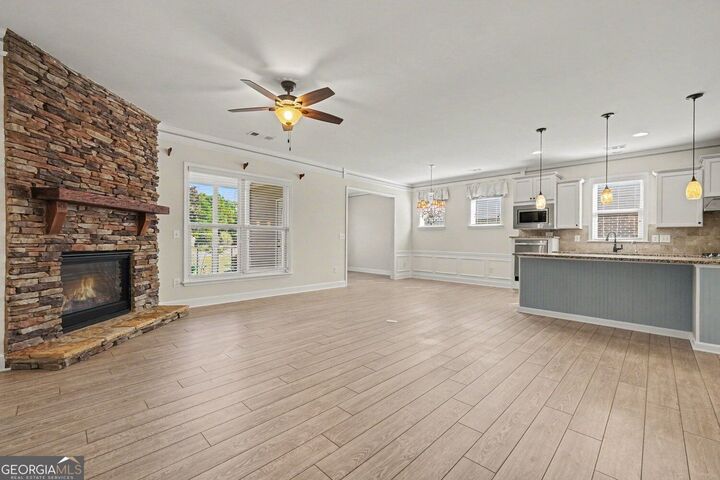 Property Photo: 2965 Thistle Trail GA 30024
