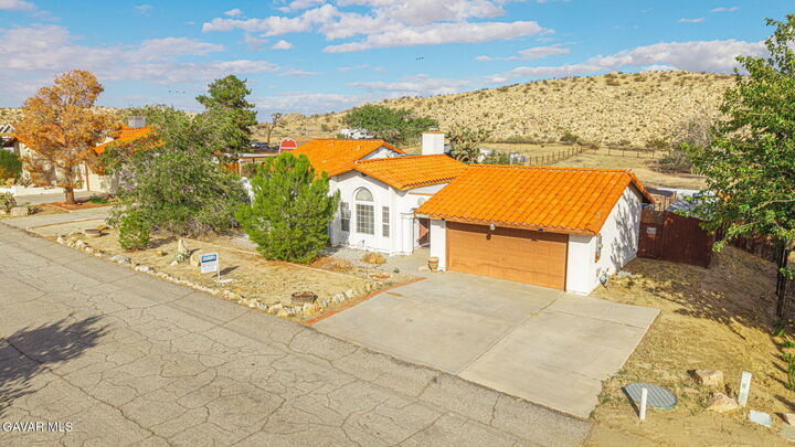 Property Photo:  39534 E 167th Street  CA 93591 