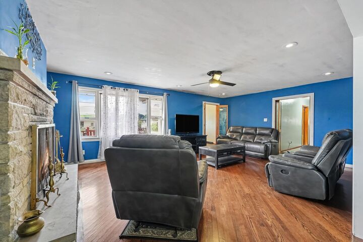 Property Photo:  2073 McKinley Street  IN 46404 