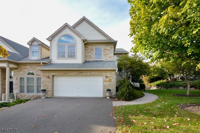 Property Photo: 12 Skyview Dr 12 NJ 07508