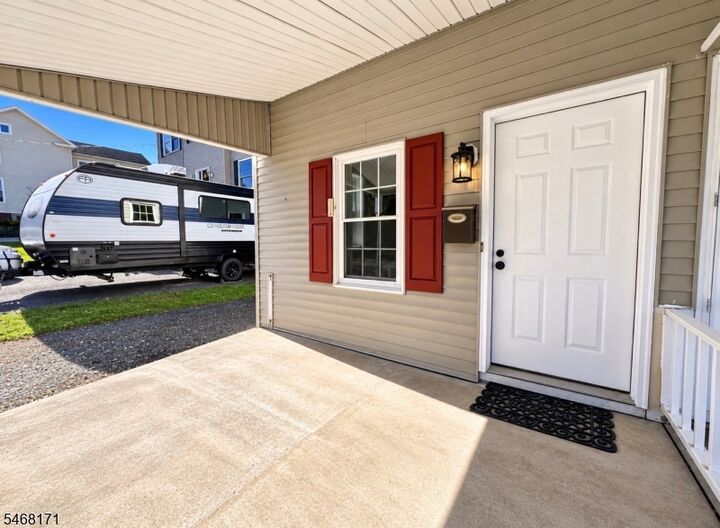 Property Photo: 78 S Lincoln Ave NJ 07882