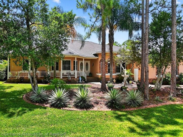 Property Photo:  1727 Stream Avenue  FL 33875 