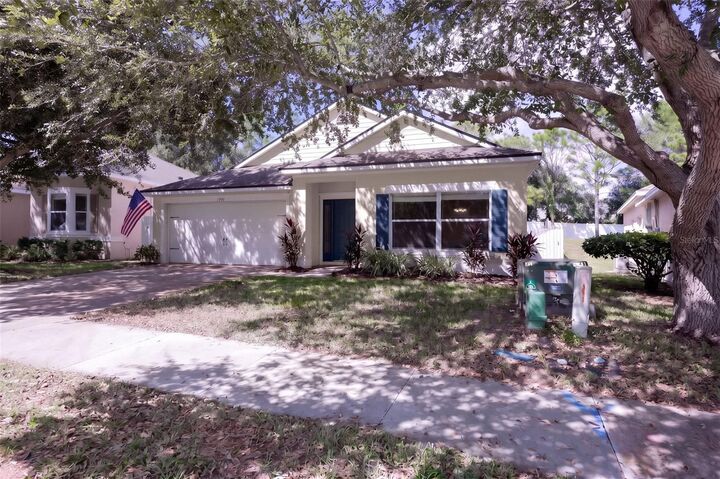 Property Photo:  1416 Longville Circle  FL 32778 