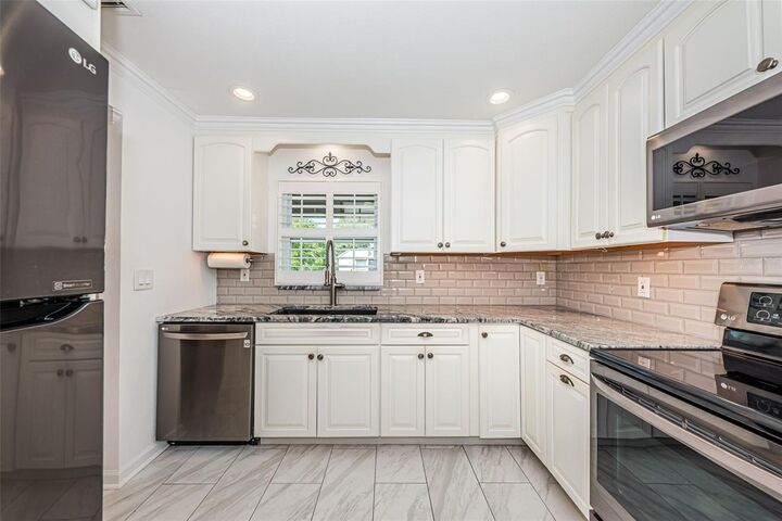 Property Photo: 1100 E Bay Drive 68 FL 33770