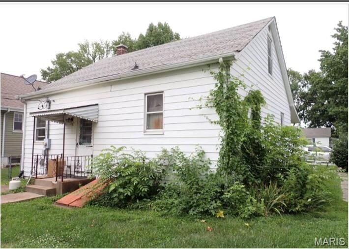 Property Photo:  125 N Missouri Avenue  IL 62220 