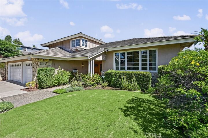 Property Photo: 5062 W Knoll Drive CA 92886