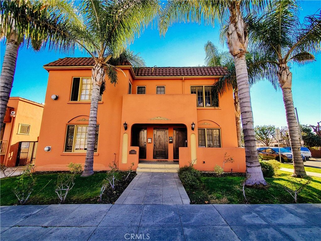 Property Photo:  3324 Bellevue Avenue  CA 90026 