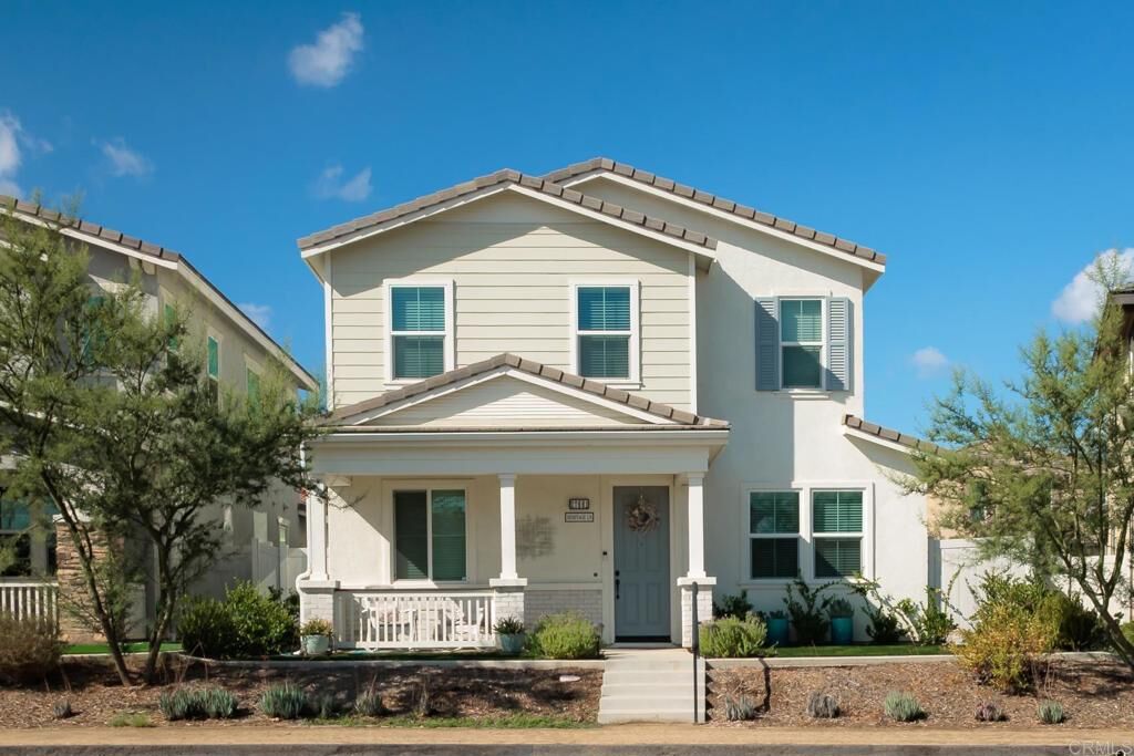 Property Photo:  27661 Heritage Lane  CA 92082 
