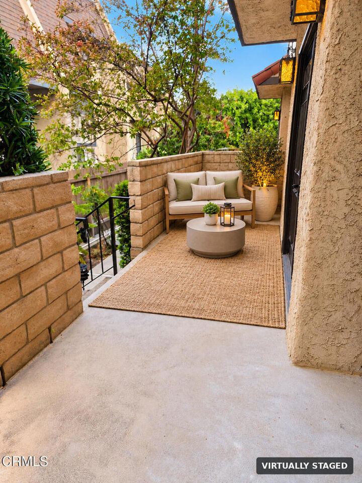 Property Photo:  2718 Piedmont Avenue 9  CA 91020 