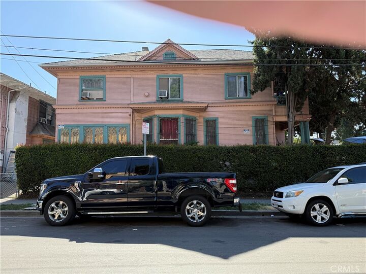 Property Photo: 1867 W 11th CA 90006