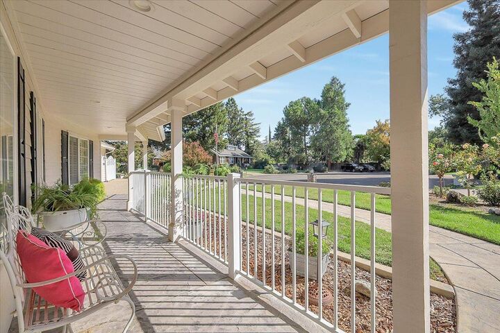 Property Photo: 830 Teal Court CA 95991