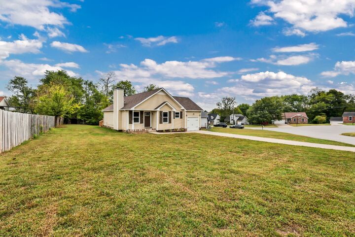 Property Photo: 3724 Lavender Cir TN 37042