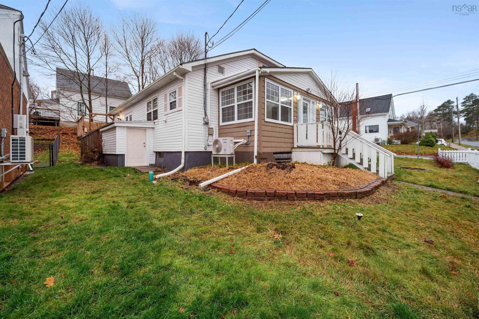 Property Photo:  140 Maple Avenue  NS B2H 2B6 