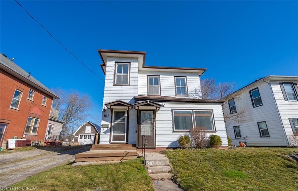 Property Photo:  161 Maple Street 2  ON N3Y 2G5 